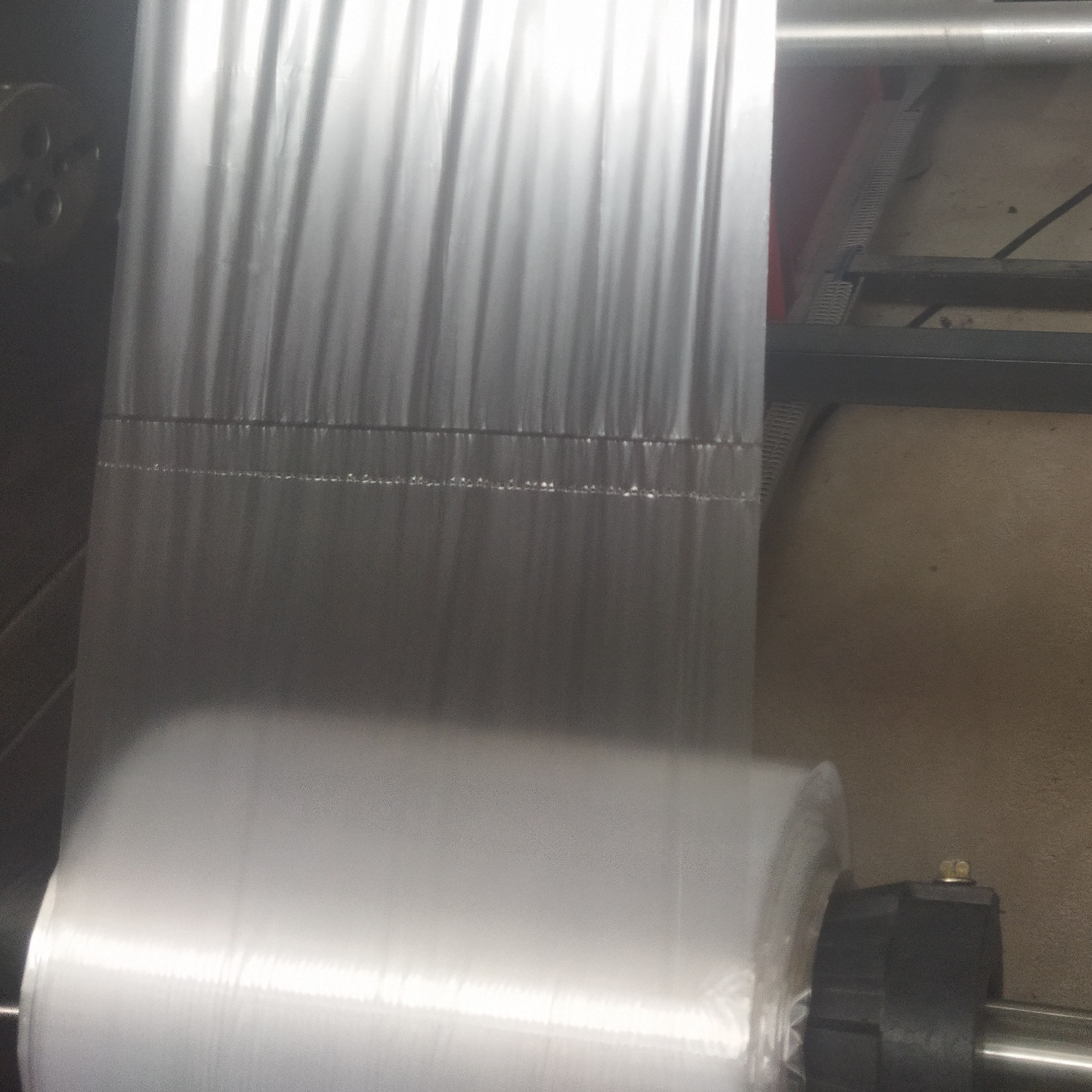 کنترل ضخامت نایلون